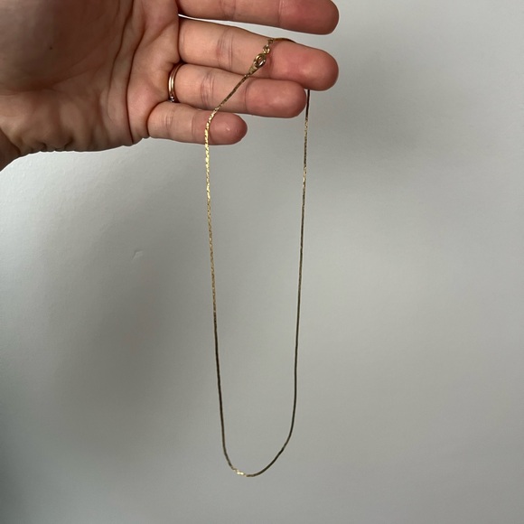 Dainty Gold Chain Necklace - Picture 2 of 15